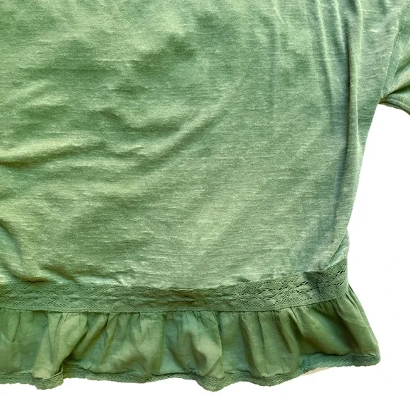 NEW Free People Fall In Love Lace Ruffle Tee Washed Army Green Womens Size M NWT - Picture 13 of 17